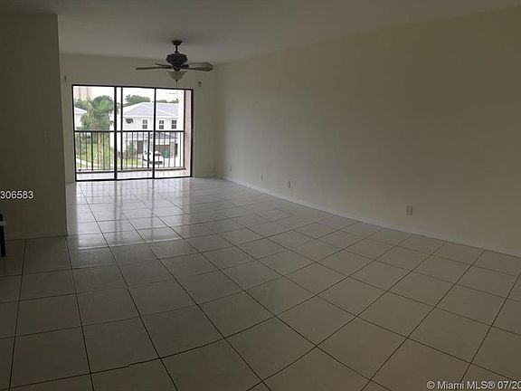 4th image of 9150 NW 38th Dr APT 308