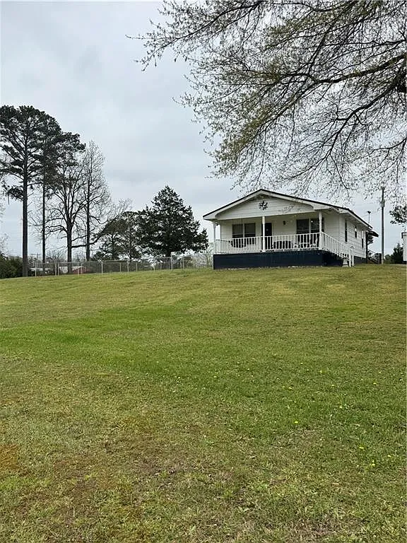 489 Defoor Rd NE photo 1