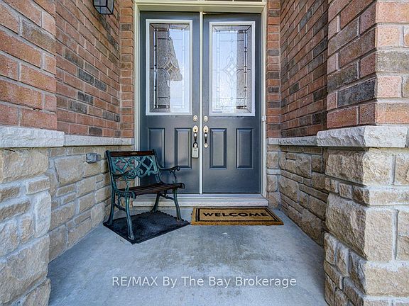 4th image of 100 Allegra Dr