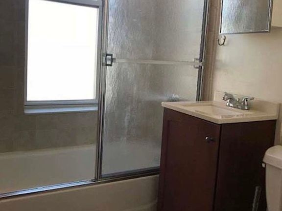 5th image of 218 Foster Ave #4