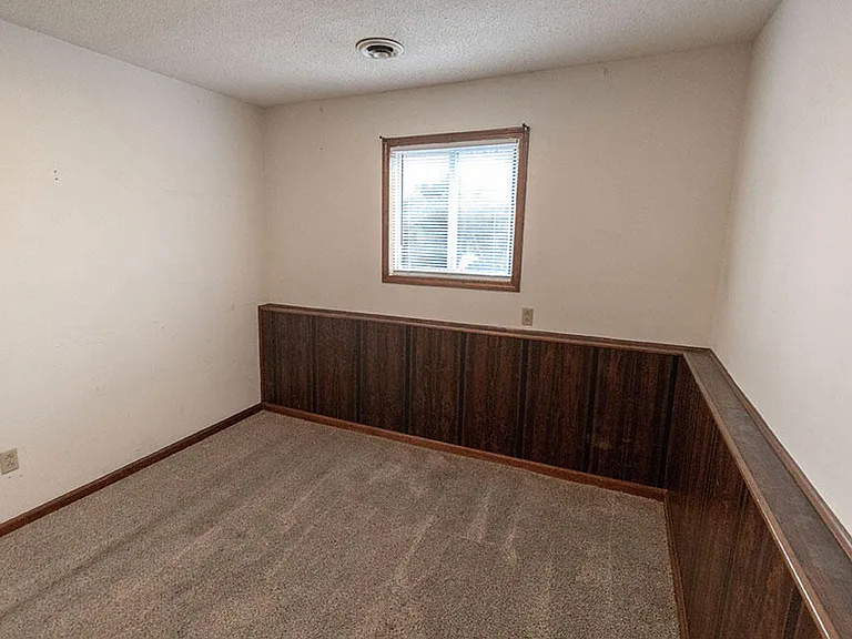 2908 Leeway Dr #D — Photo 11