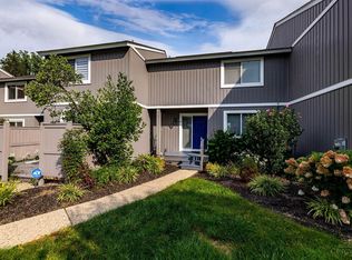 83 Twin Lakes Dr #83, Fairfield, OH 45014