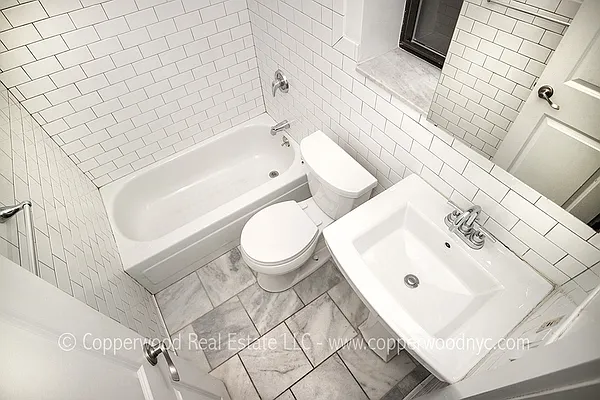 Rented by Copperwood Real Estate | media 29