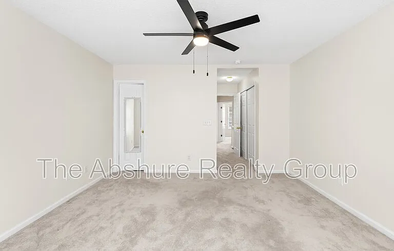 4224 Lake Woodard Dr — Photo 22