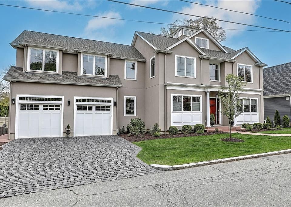 15 Balton Rd, Providence, RI 02906 Zillow