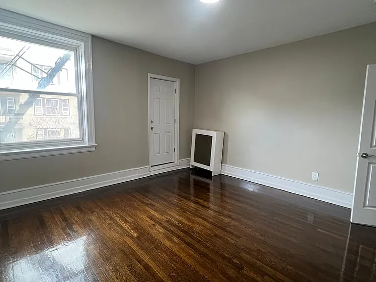 39 N Winans St #7 — Photo 11