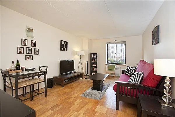 Sold by Space Marketing Shop | media 3