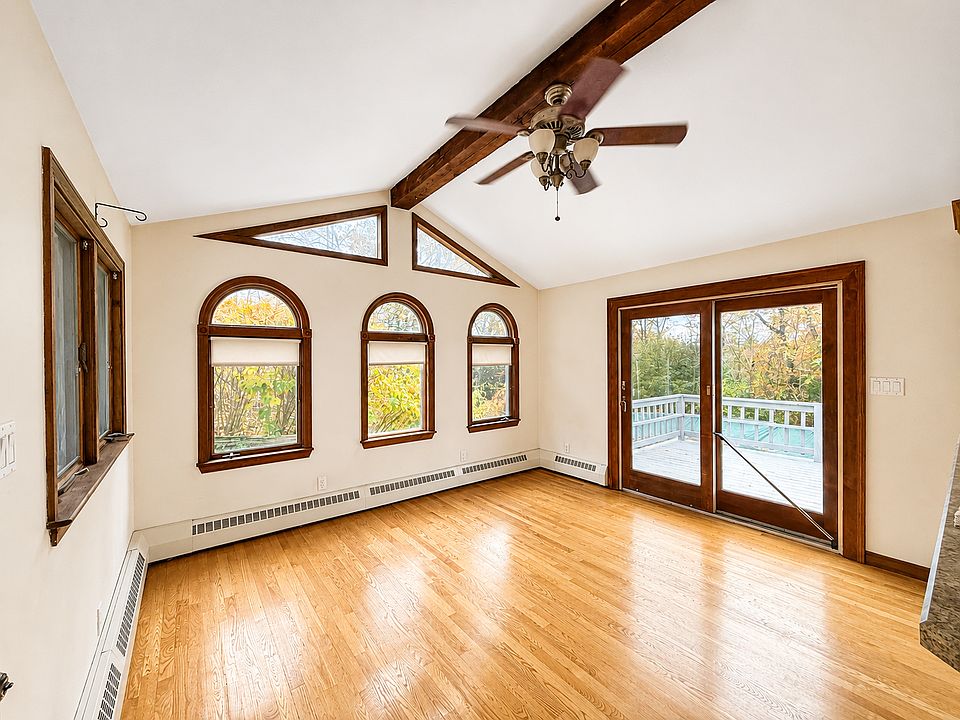 1st image of 35 Fox Hill Rd #1