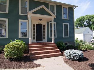 222 W Pearl St, Geneseo, IL 61254