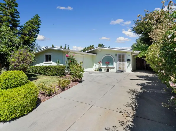 326 Greenlake Dr, Sunnyvale, CA 94089