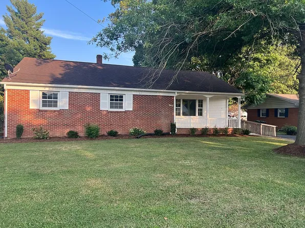 110 W View St, Bridgewater, VA 22812
