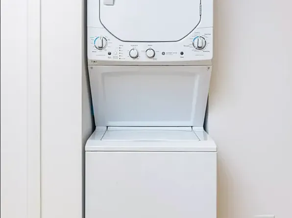 402 East 118th Street image 5 of 10