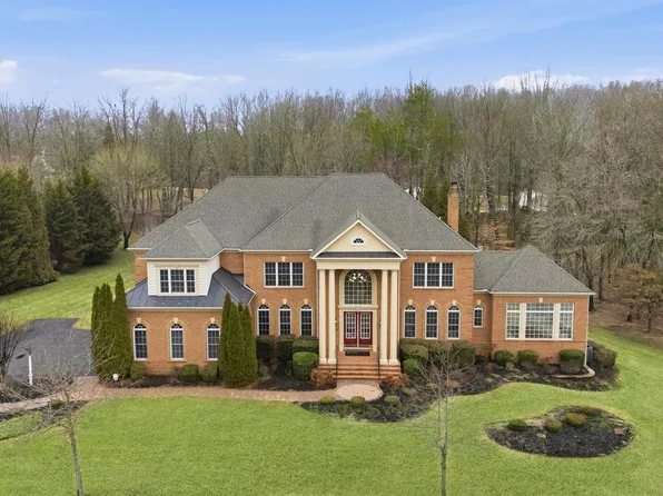 1706 Byfield Ct, Gambrills, MD 21054