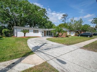 2746 Sam Rd, Jacksonville, FL 32216