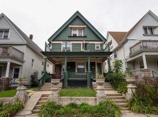 2845 N Cramer St #2847, Milwaukee, WI 53211