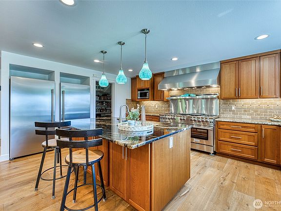 5th image of 802 Jewil Dr.