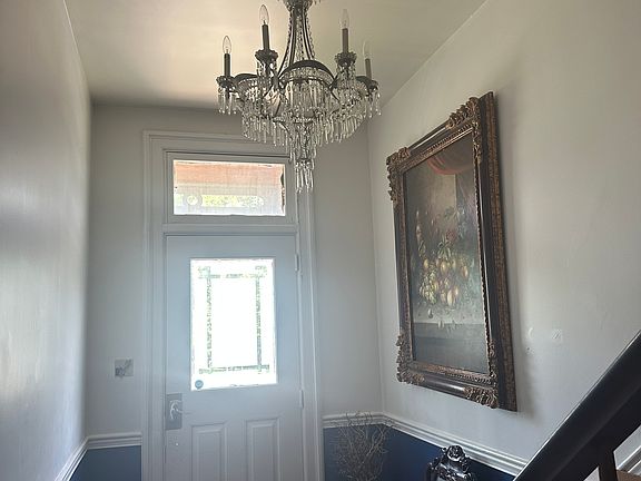 4th image of 1318 Chapel St #2