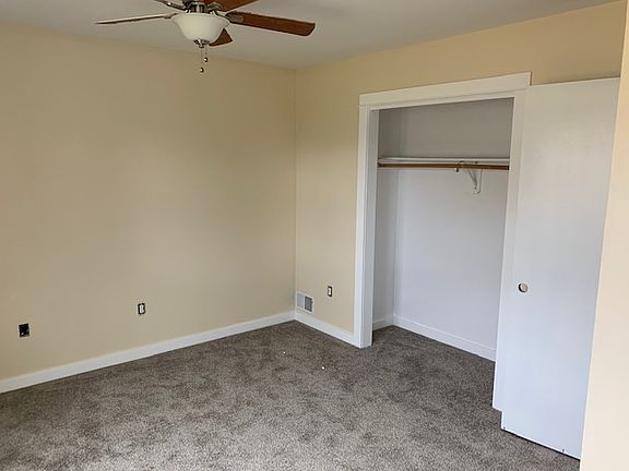 5th image of 11 Gallatin Dr Unit 1