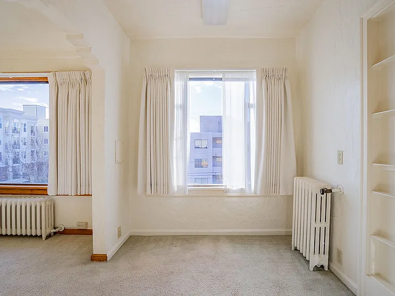 Franconia Apartments — Photo 11