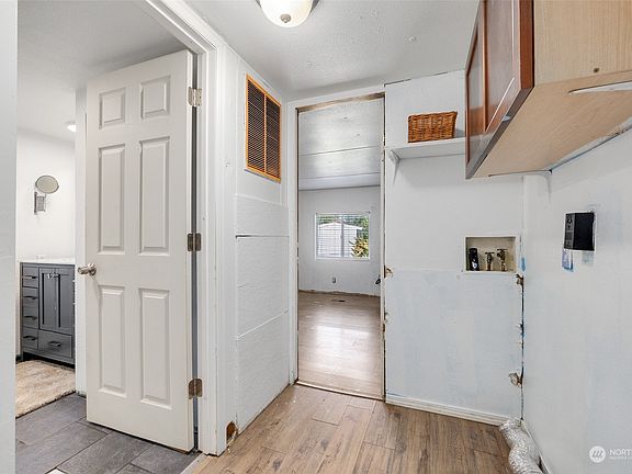 4th image of 7507 157th Street Ct E #71