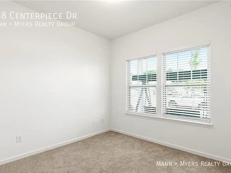 148 Centerpiece Dr — Photo 6