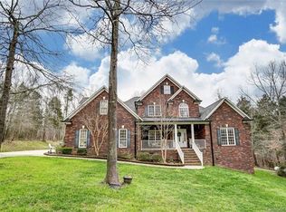 516 Whippoorwill Ln, Concord, NC 28025