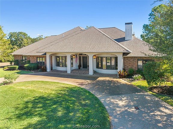 2nd image of 9261 Brookwater Cir
