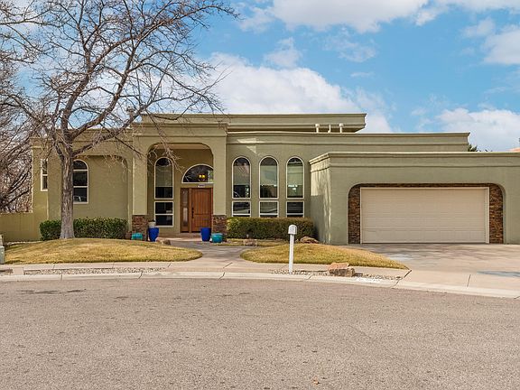 2nd image of 5005 Miguel Ct NE