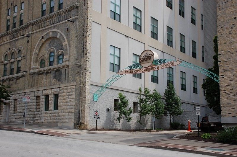 1st image of 270 E Highland Ave APT 1136