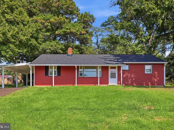 4015 Jefferson Pike #B, Jefferson, MD 21755