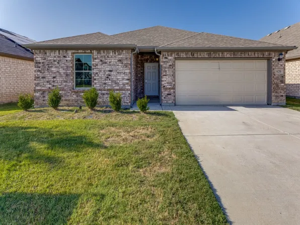 620 Bronze Forest Dr, Fort Worth, TX 76131