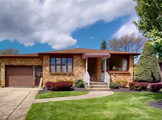 58 Grand Prix Dr, Cheektowaga, NY 14227