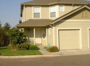 4736 Starbuck Ave, Santa Rosa, CA 95409