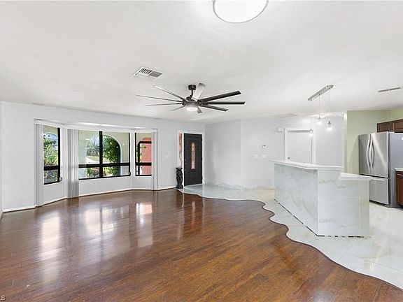 4th image of 607 GREENWOOD AVE