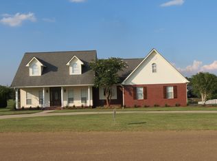 1660 Maura Ln SE, Brookhaven, MS 39601