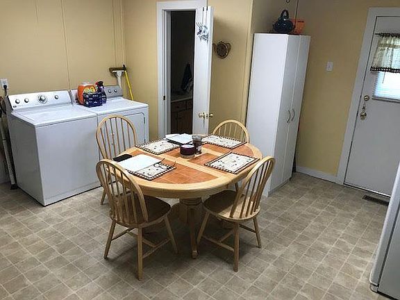 5th image of 311 Barnett St