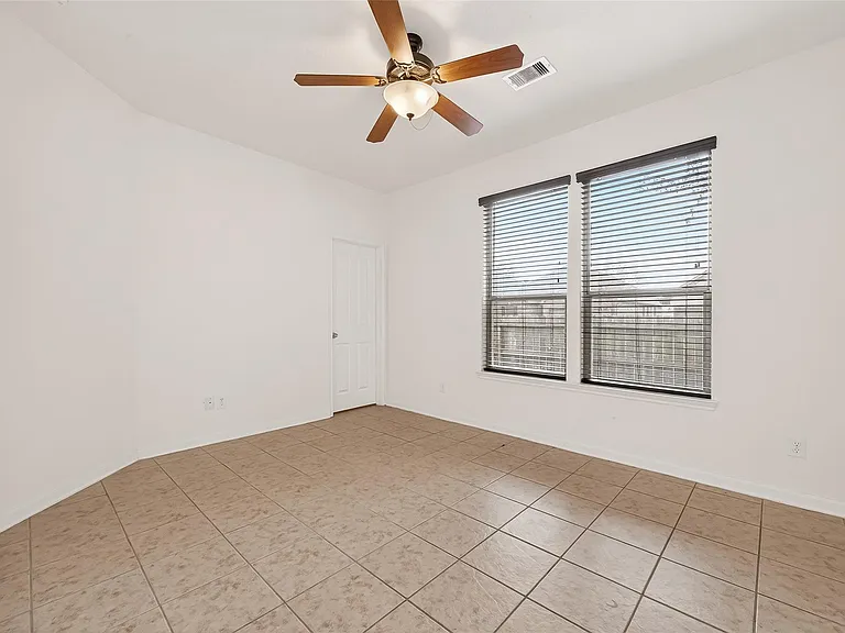11006 Jacob Crossing Dr — Photo 10