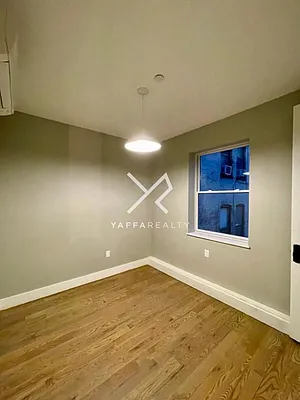 Rented by Yaffa Realty LLC | media 28