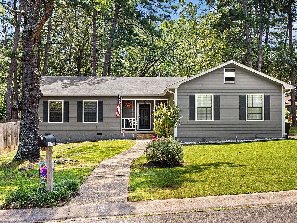 1st image of 1 Woodview Ct