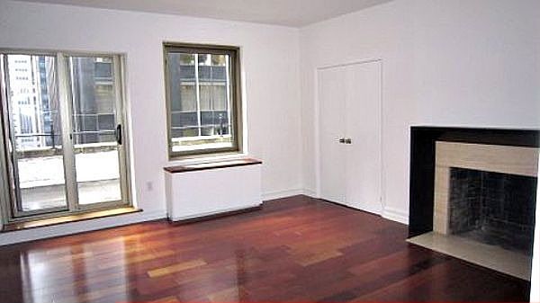2nd image of 101 W 55th St Ph E