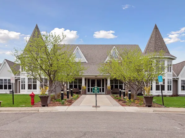 100 Clydesdale Trl APT 226, Hamel, MN 55340