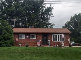 57 Hall Rd, Shoemakersville, PA 19555