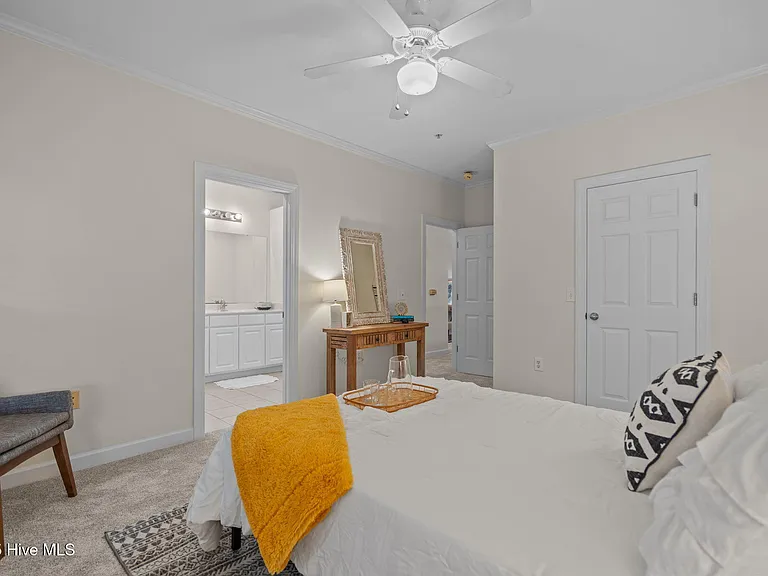 1505 Cadfel Ct #203 — Photo 23