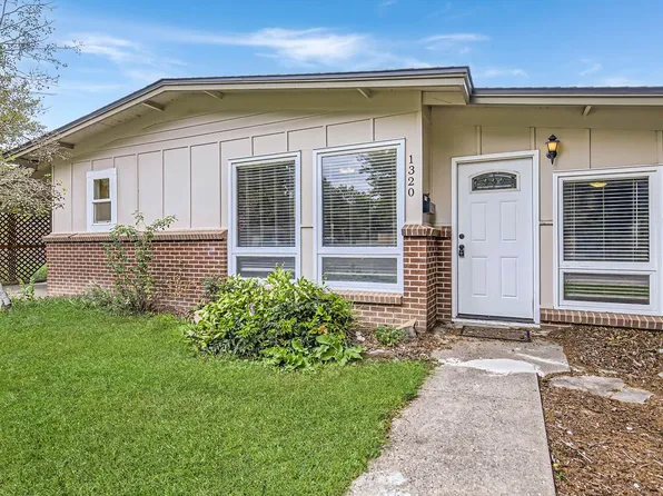 1320 Westward Dr, Fort Collins, CO 80521