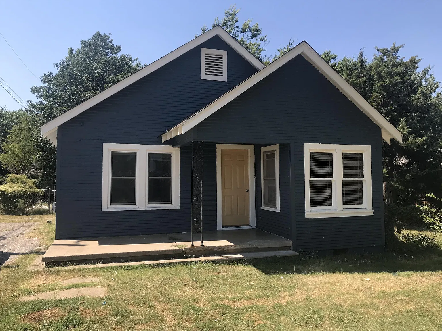 220 S 7th St — Photo 1