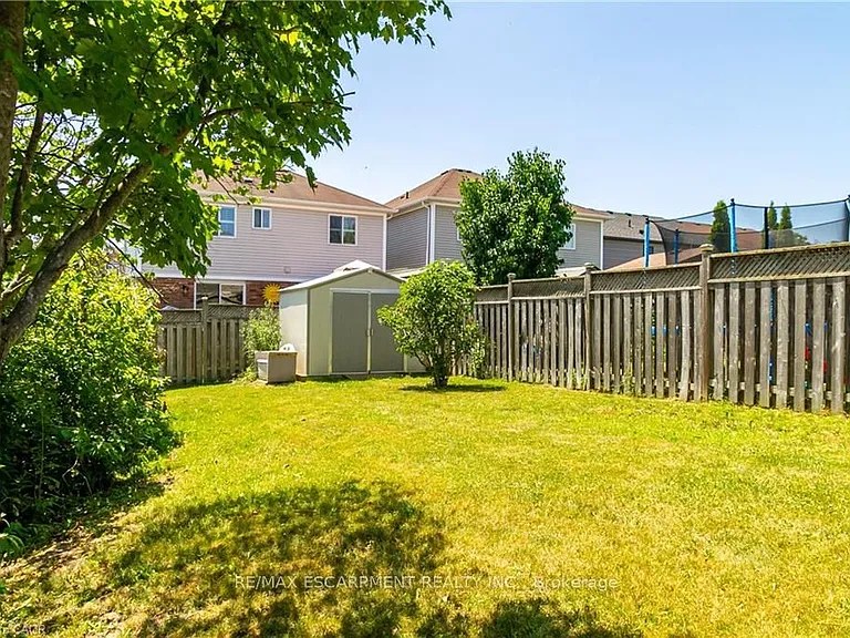 137 Windwood Dr — Photo 21