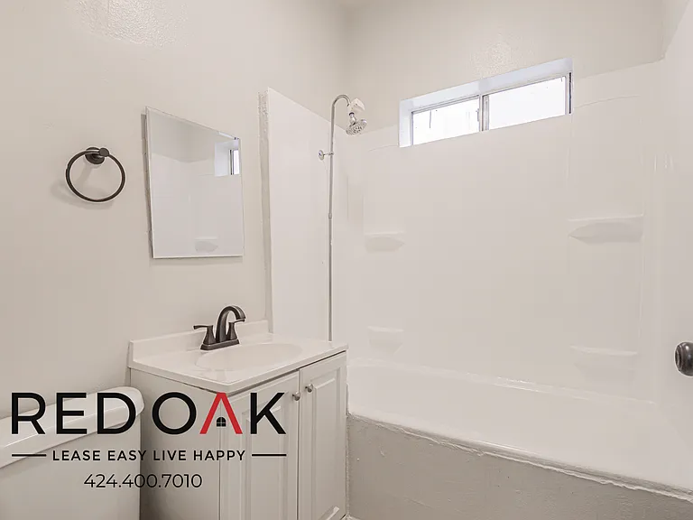 816- 822 S Park View St — Photo 29