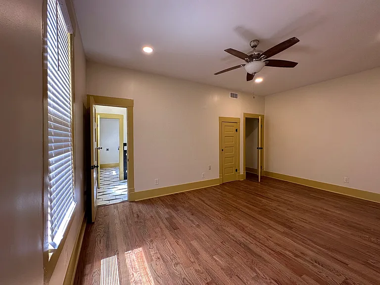 4910 Victor St #1 — Photo 21