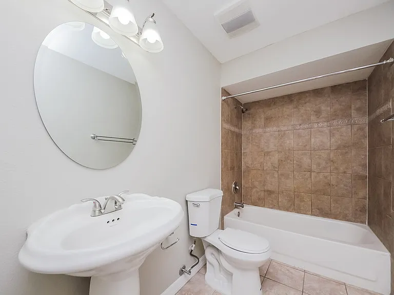 911 San Rafael Way — Photo 15