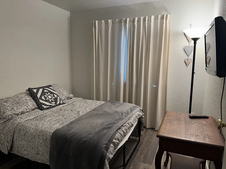 23256 Lone Pine Dr — Photo 16